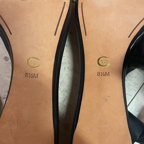 30 CROSBY DEREK LAM Womens Sz 8.5M Leather Ankle Strap Kitten Heel Sandals - Picture 11 of 12